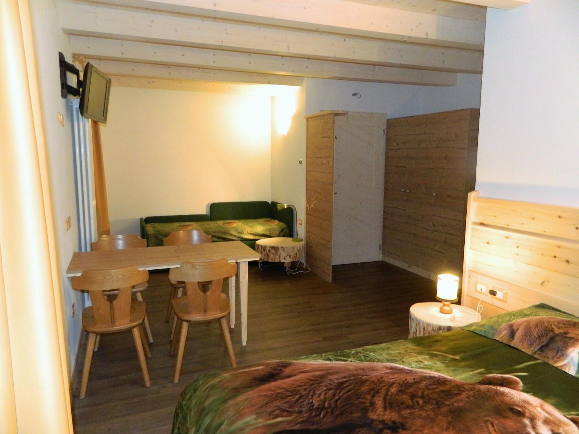 Hotel Ganzaie Daiano Екстериор снимка
