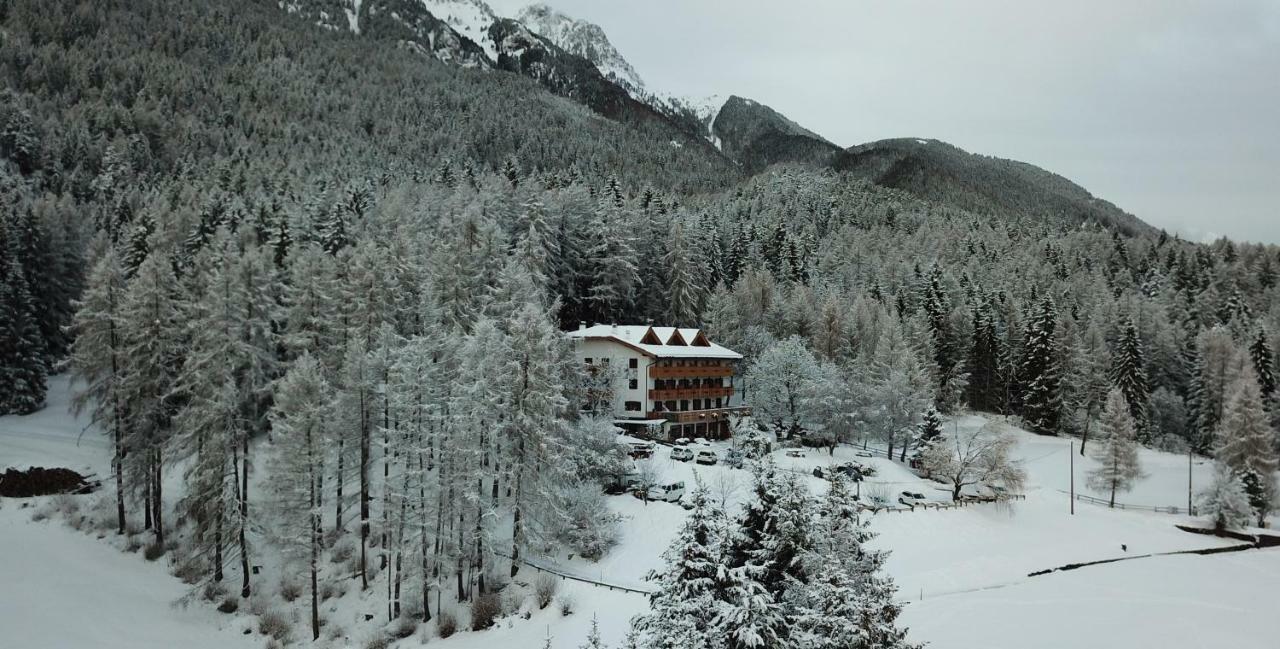 Hotel Ganzaie Daiano Екстериор снимка
